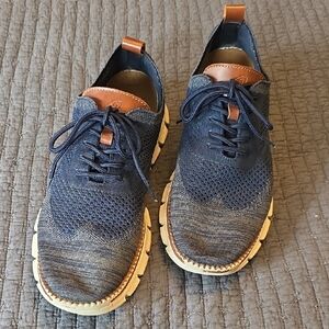 Men's Navy Knit Casual Sneakers with Tan Accents